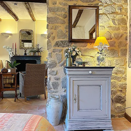 Le Cuisinier En Combraille Holiday home
