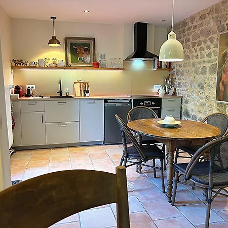 Le Cuisinier En Combraille Holiday home *