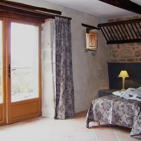 Le Cuisinier En Combraille Maison d'hôtes 3*