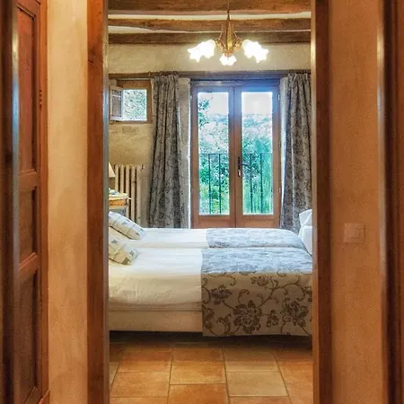 Le Cuisinier En Combraille Guest house 3*