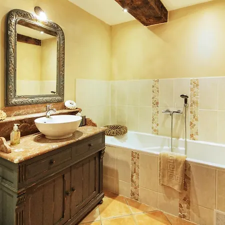 Maison d'hôtes Le Cuisinier En Combraille 3*